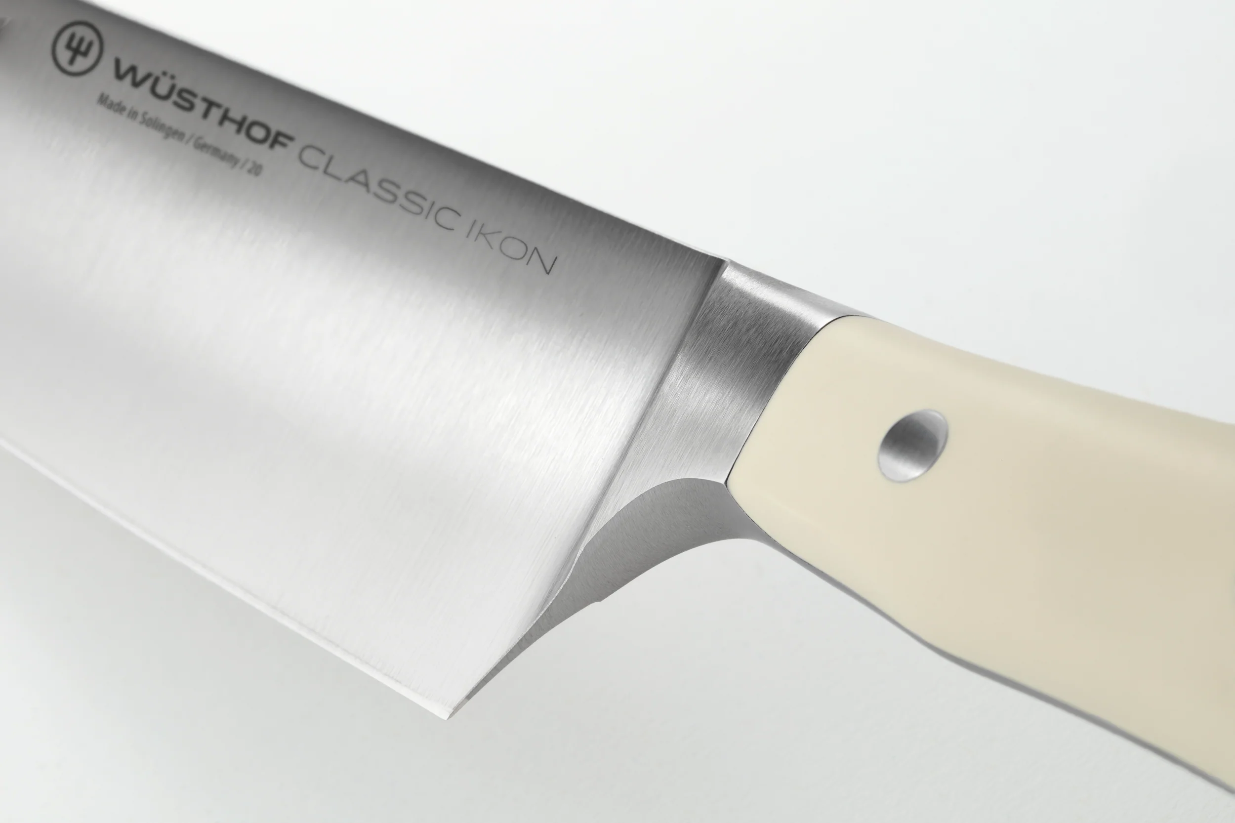 Classic Ikon Chef's Knife 18 cm | 7 inch - Image 5