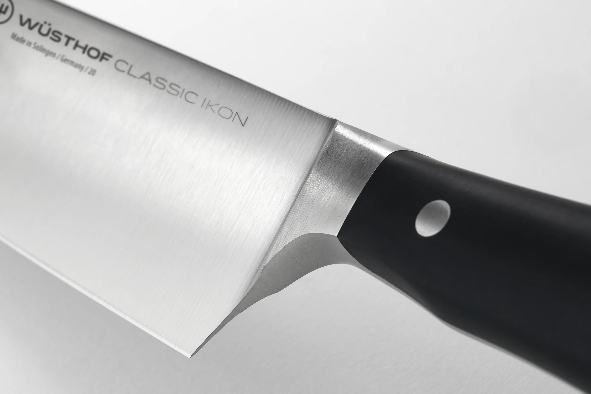 Classic Ikon Chef's Knife 23 cm | 9 inch - Image 3