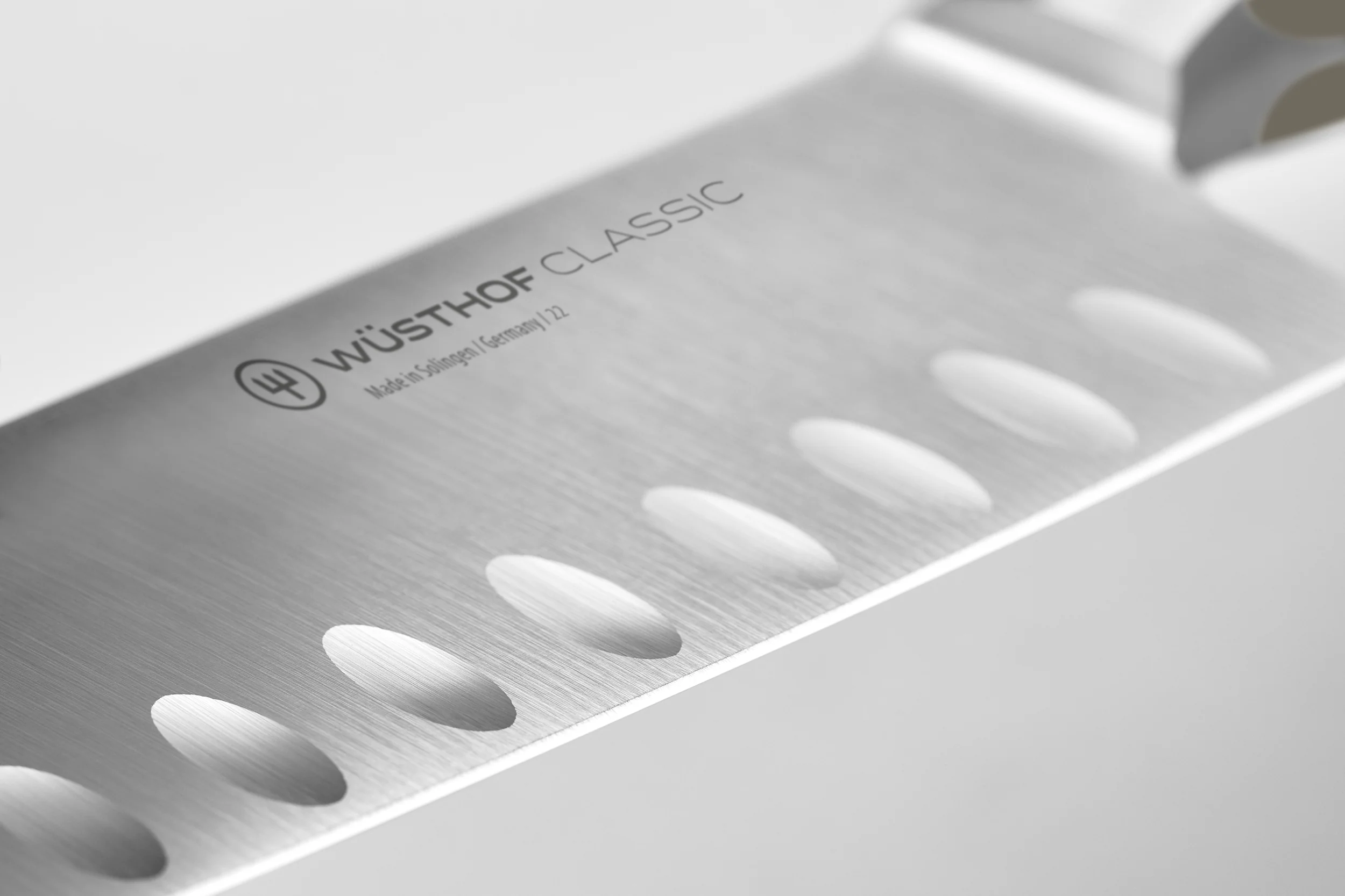 Classic Santoku with Hollow Edge 17 cm | 7 inch - Image 7